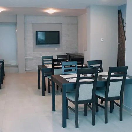 Hotel Hotel City 2*
